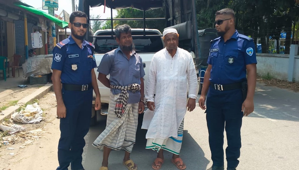 হাতিয়ায় নদীর তীরের মাটি কাটায় বিএনপি নেতাসহ ২জনকে কারাদণ্ডদিয়েছেভ্রাম্যমাণ আদালত